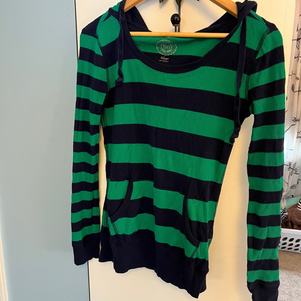 Fitted hooded thermal